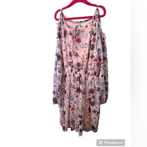 Feminine girls dress with super cute tie detail